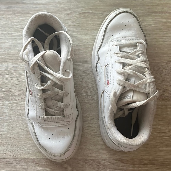 White Reeboks - Picture 1 of 3